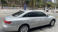 Azera 3.3 V6 Automático 2010 Prata com teto solar – Top de Linha