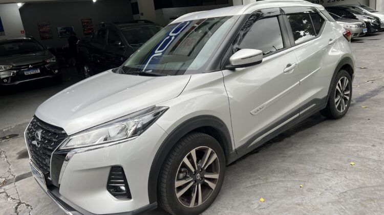 Kicks Advance 1.6 Automática CVT 2021/2022 Prata Flex Completa
