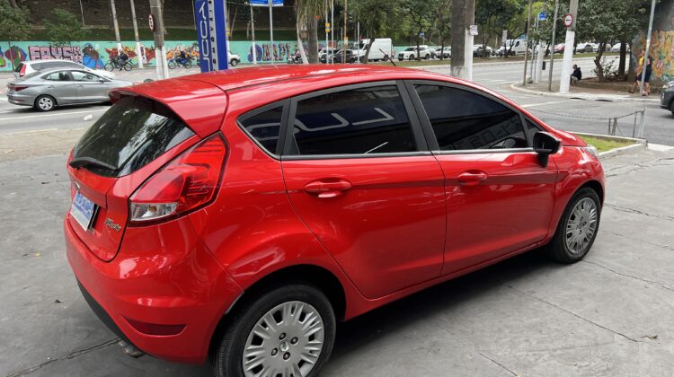 New Fiesta 1.5 S 2013/2014 Vermelho Flex Completo
