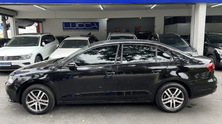 Jetta Comfortline 1.4 TSI Automático 2017 Preto Flex Completo