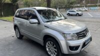 Grand Vitara 2.0 Automática 2WD 2014 Prata com teto solar