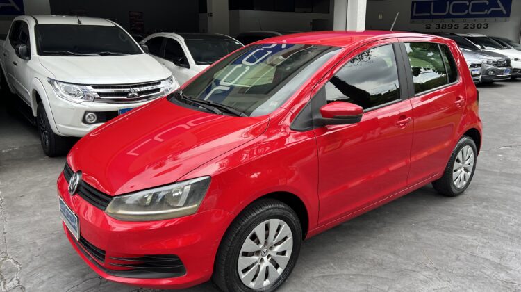 Fox 1.0 Trendline 2014/2015 Vermelho Flex Completo