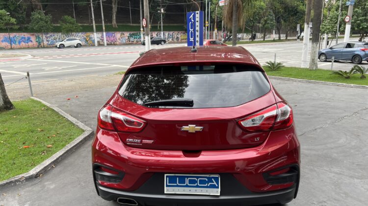 Cruze LT Hatch 1.4 Turbo Automático 2017/2017 Vermelho Flex Completo
