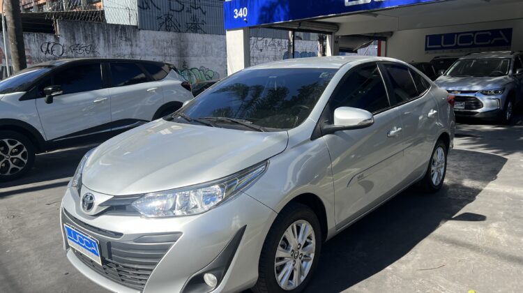 Yaris Sedan XL 1.5 Automático 2019 Prata Flex Completo