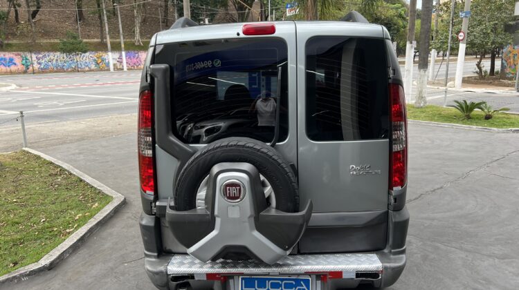 Doblo Adventure 1.8 2014 Cinza Flex Completa 6 lugares
