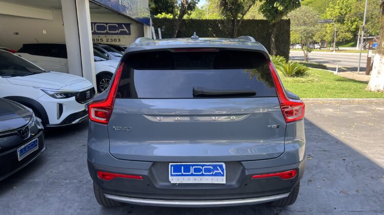 Volvo XC40 T5 2.0 Momentum Aut. 2020 cinza gasolina blindado