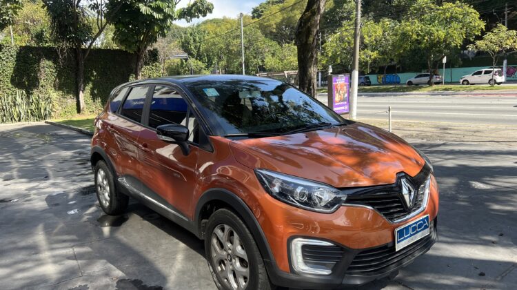 Captur Life 1.6 Automática CVT 2018/2019 Laranja Flex Completo