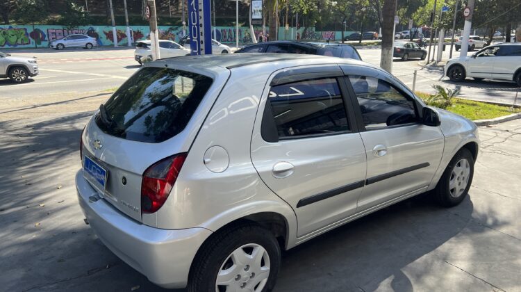 Celta 1.0 LT 2013/2014 Prata Flex Completo