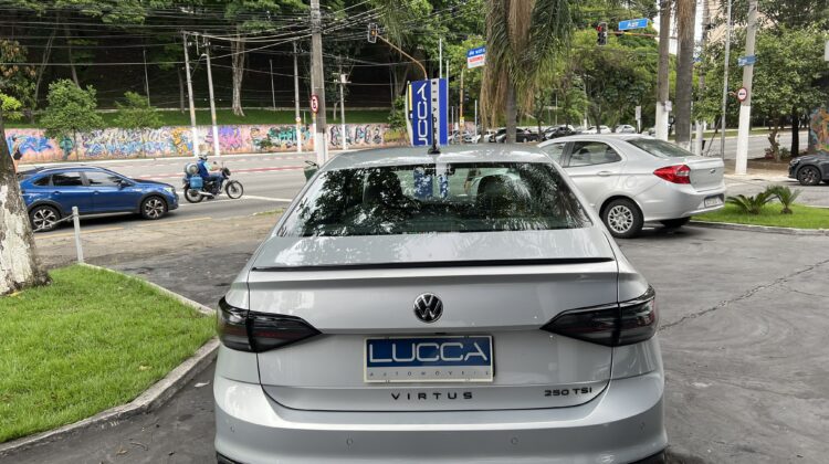 Virtus Exclusive 1.4 TSI Automático 2024 Prata Flex – Top de Linha