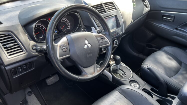 ASX 2.0 AWD Automático CVT 2014/2015 Cinza com teto panorâmico