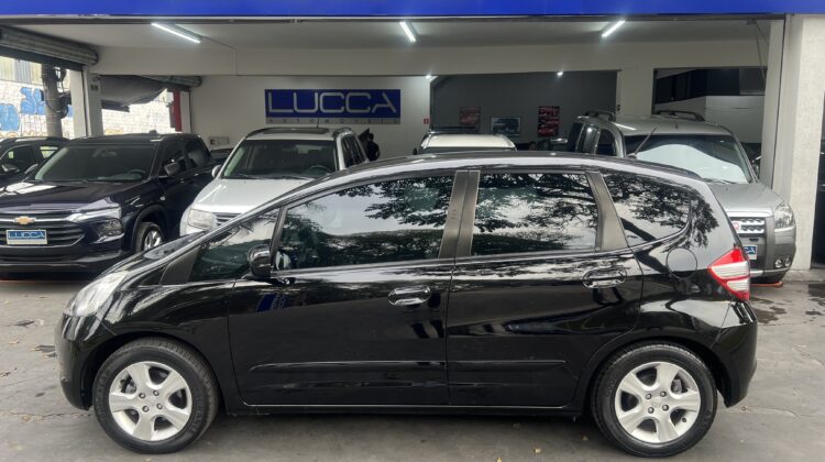 Fit LXL 1.4 Automático 2012 Preto Flex Completo