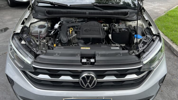 Nivus Comfortline 1.0 200 TSI Automático 2021/2021 Prata Flex Completo