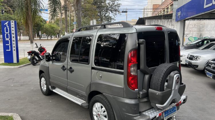 Doblo Adventure 1.8 2014 Cinza Flex Completa 6 lugares