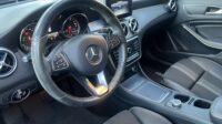 Mercedes-Benz GLA 200 Night 1.6 CGI Aut. 2018/2019 Preta Flex Completa