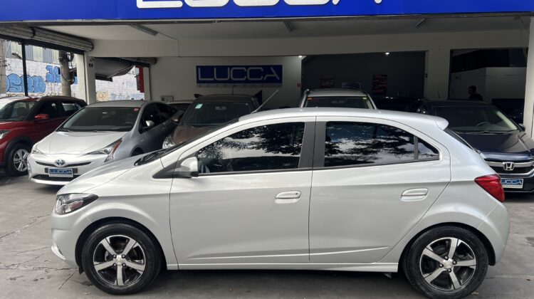 Onix LTZ 1.4 Automático 2018 Prata Flex Completo