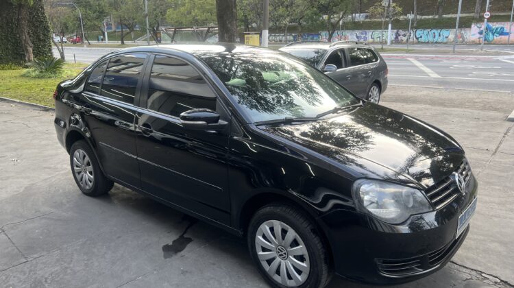 Polo Sedan 1.6 2013 Preto Flex Completo