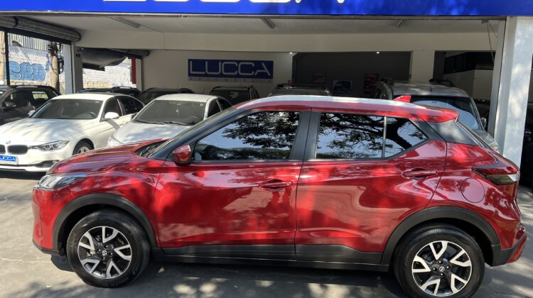 Kicks Sense 1.6 Automático CVT 2022 Vermelho Flex Completo