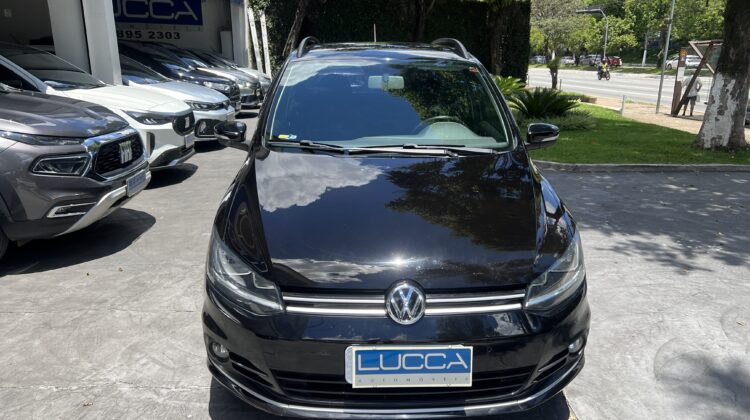 Spacefox 1.6 Comfortline 2018 Preta Flex Completa