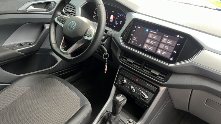 T-Cross 200 1.0 TSI Automático 2022 Preto Flex Completo