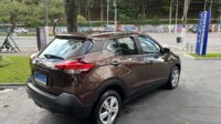 Kicks Active 1.6 Automático CVT 2021 Marrom Flex Completo