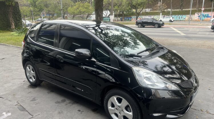 Fit LXL 1.4 Automático 2012 Preto Flex Completo