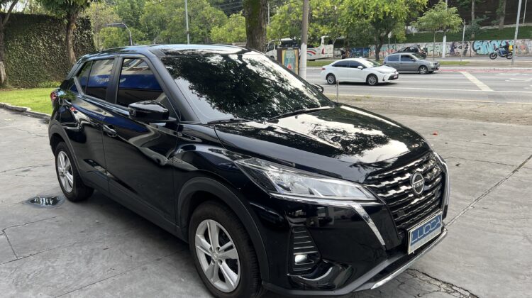 Kicks Active 1.6 Automático CVT 2024/2024 Preto Flex Completo