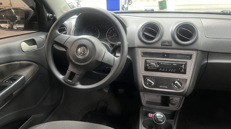 Voyage 1.0 City 2014 Preto Flex