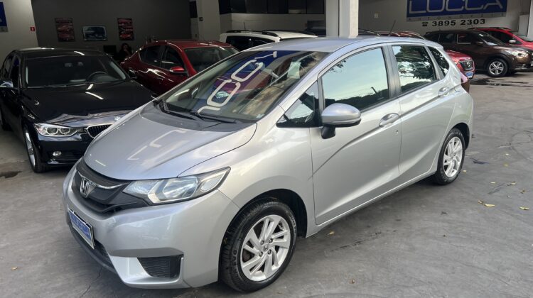 Fit LX 1.5 Automático CVT 2016 Prata Flex Completo