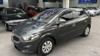 Onix 1.0 LT 2017 Cinza Flex Completo