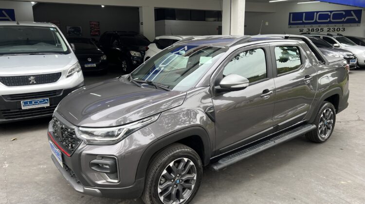 Strada Ultra Cabine Dupla 1.0 T200 Automática Cinza Flex – Top de linha