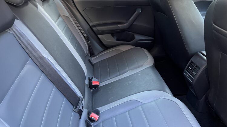 Nivus Highline 1.0 200 TSI Automático 2023/2023 Cinza Flex Completo