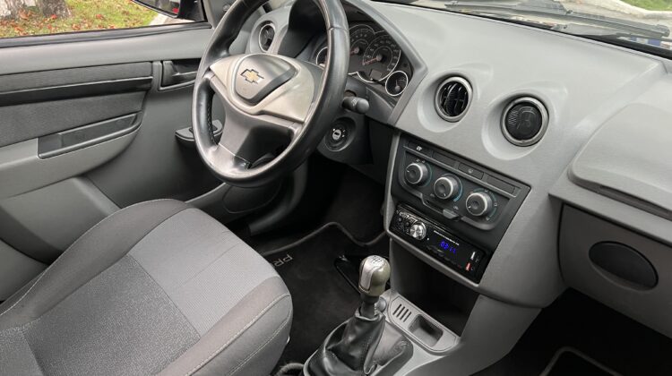 Prisma 1.4 LT 2012 Cinza Flex