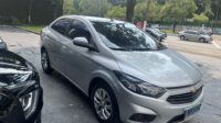 Prisma 1.4 LT 2017 Prata Flex Completo