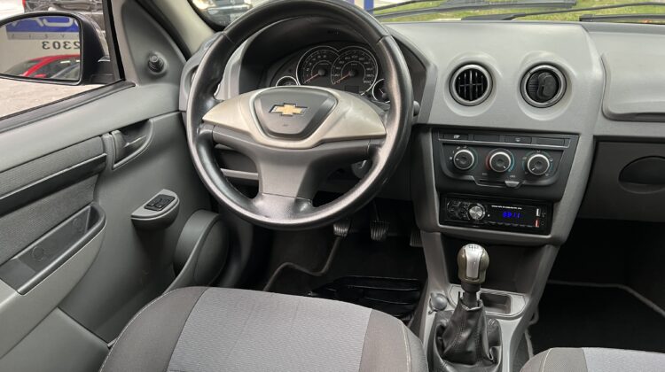 Prisma 1.4 LT 2012 Cinza Flex