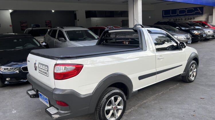 Strada Hard Working 1.4 Cabine Simples 2018 Branca Flex Completa