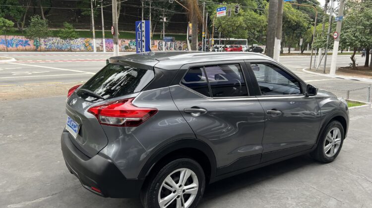 Kicks S 1.6 Automático CVT 2020 Cinza Flex Completo