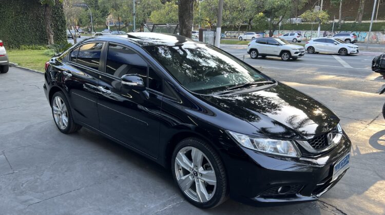 Civic EXR 2.0 Automático 2016 Preto flex com teto solar – Top de Linha