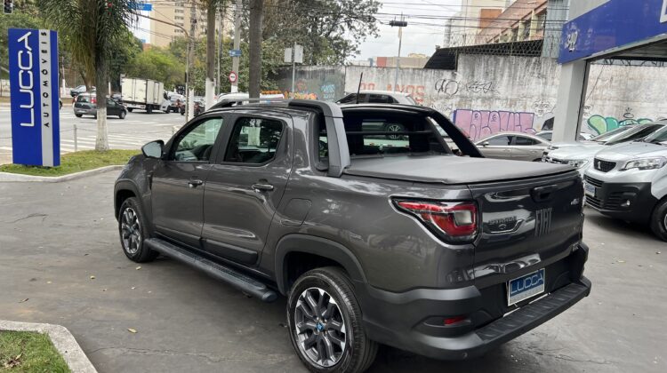 Strada Ultra Cabine Dupla 1.0 T200 Automática Cinza Flex – Top de linha