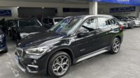 BMW X1 2.0 Turbo X-Line Activeflex Sdrive Aut. 2018 preto com teto solar