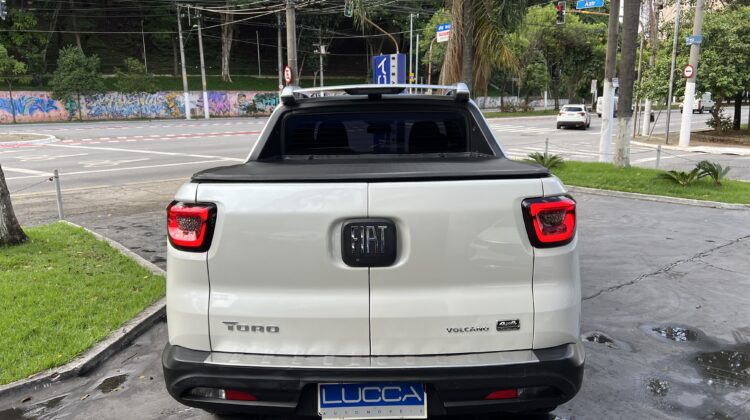 Toro Volcano 2.0 Turbo Diesel 4×4 Automática 2021/2022 Branca Completa