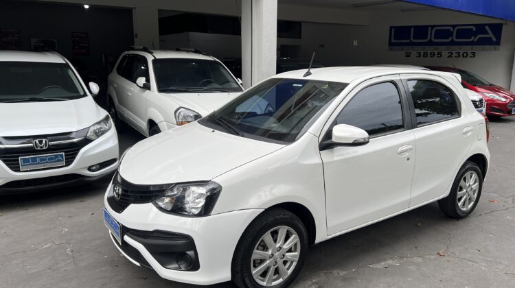 Etios X-Plus 1.5 Automático 2020/2021 Branco Flex Completo