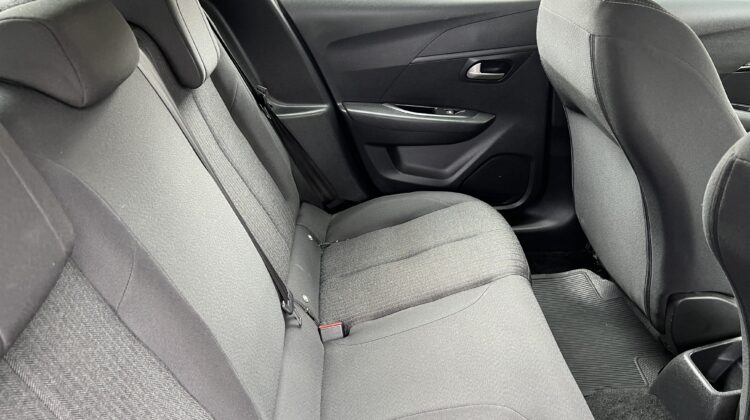 208 Active 1.6 Automático 2022 Branco Flex Completo