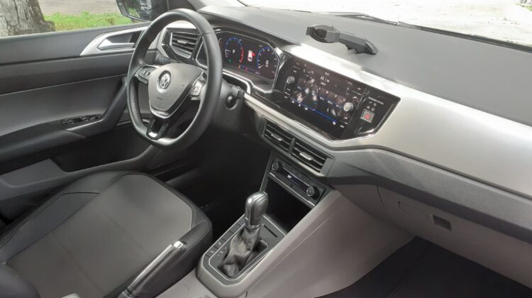 Polo Highline 1.0 TSI 200 Automático 2018/2019 Preto Flex Completo