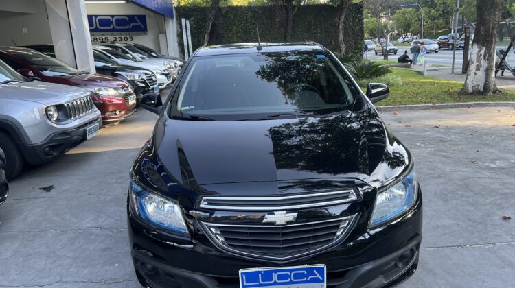 Prisma 1.4 LT 2014/2015 Preto Flex Completo