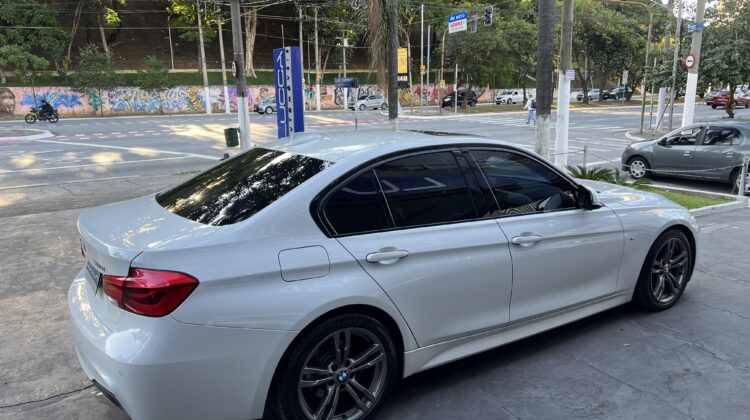 BMW 320i 2.0 Turbo Sport GP Active Flex 2017 Branca com teto solar – Blindada Nível III-A