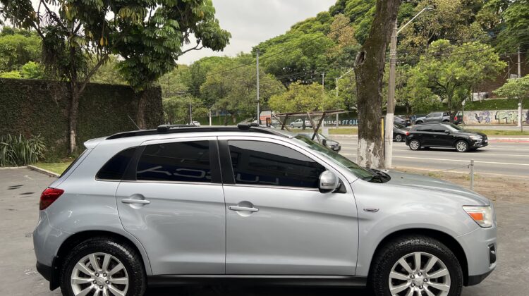 ASX 2.0 AWD Automática CVT 2014/2015 Prata Completa