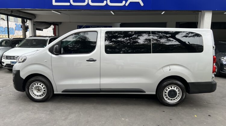Expert Business Vitrine 1.6 Turbo Diesel 2022 Prata Completa