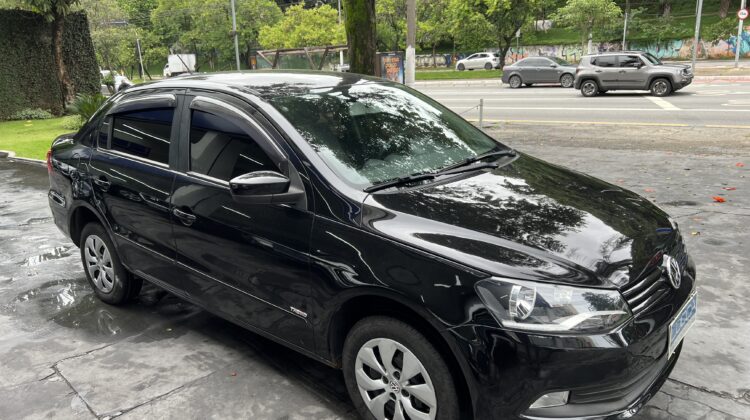 Voyage 1.0 City 2014 Preto Flex