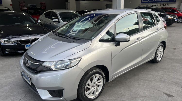 Fit LX 1.5 Automático CVT 2016 Prata Flex Completo