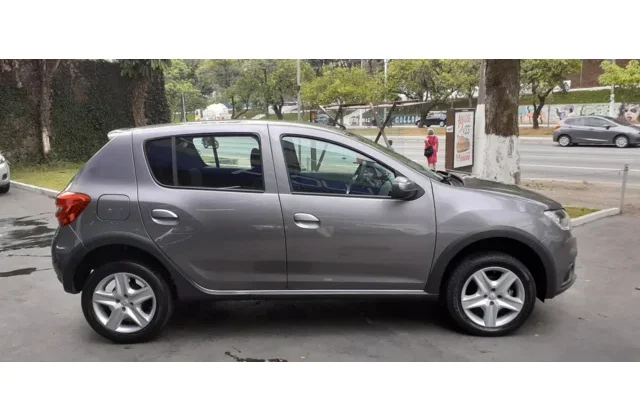 Sandero 1.6 Zen X-Tronic (Aut) 2020 Cinza Flex Completo